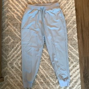 Mandala Scrub Joggers in Light Blue Size Medium Petite